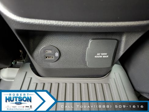 New 2025 Ford Ranger Raptor image 13