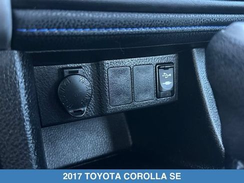 Used 2017 Toyota Corolla SE FWD image 29
