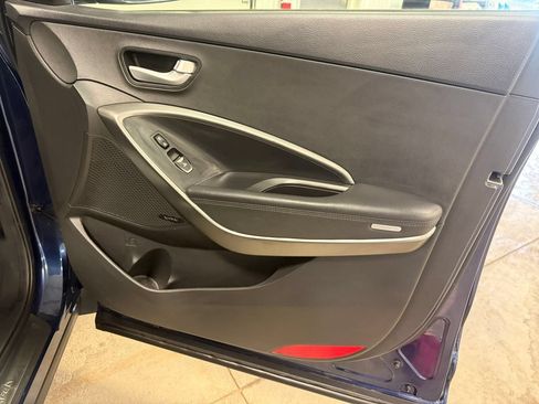 Used 2017 Hyundai Santa Fe Sport AWD/4WD image 32