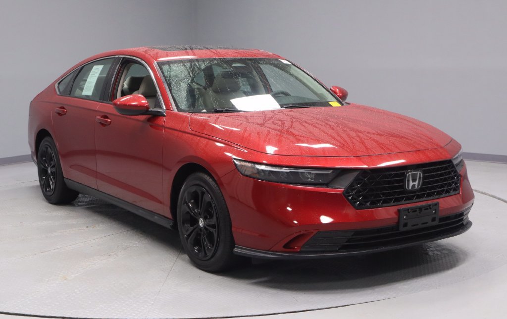 Used 2023 Honda Accord EX image 1