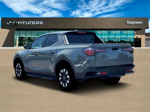 New 2026 Hyundai Santa Cruz SE FWD image 5