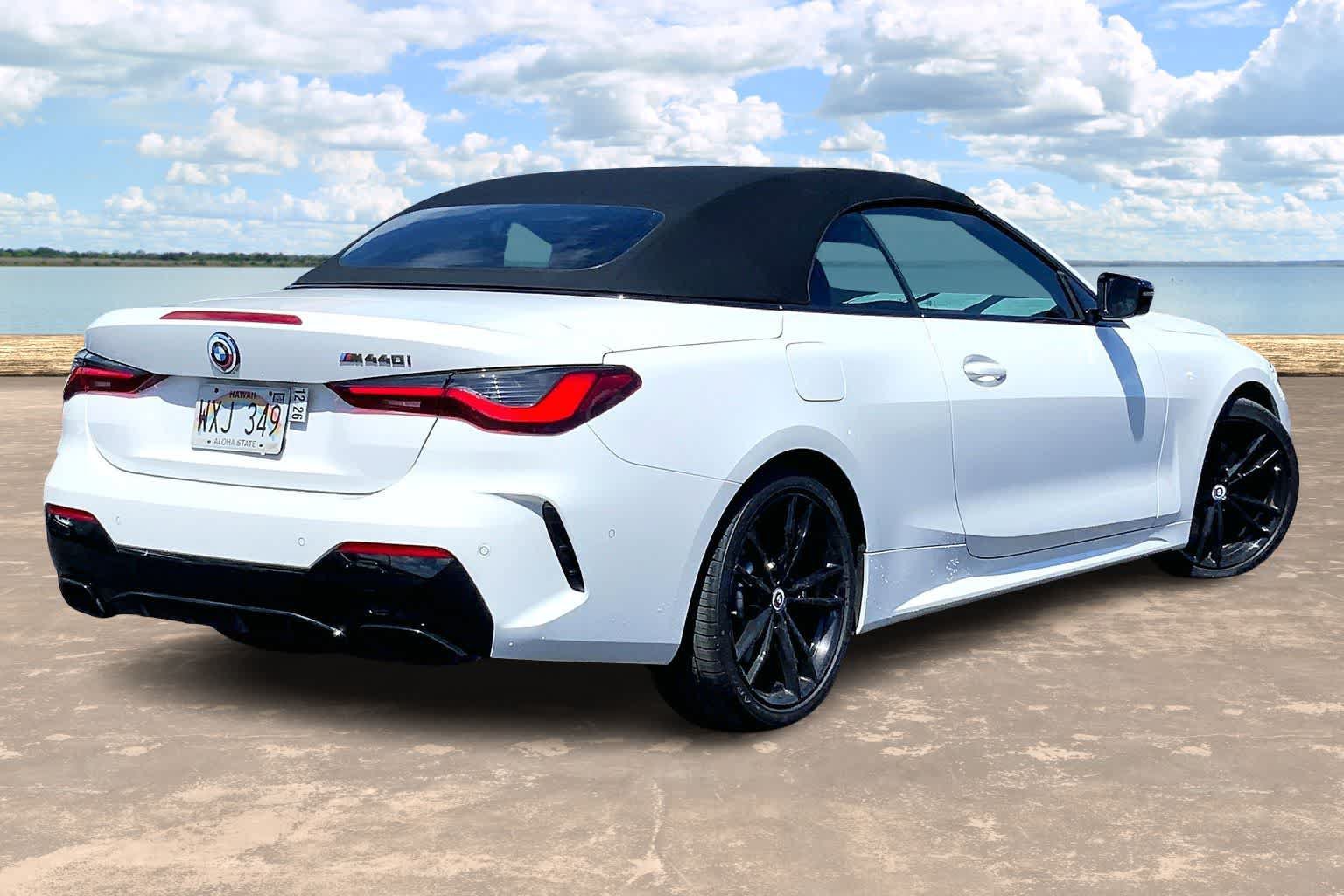 Used 2023 BMW M440i Convertible w/ Premium Package RWD image 21