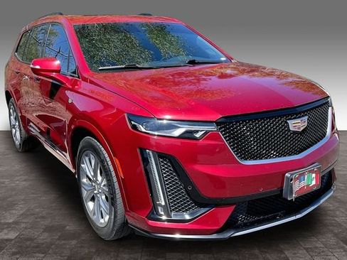 Used 2020 Cadillac XT6 Sport AWD/4WD image 2