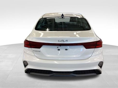 Certified 2023 Kia Forte LXS FWD image 8