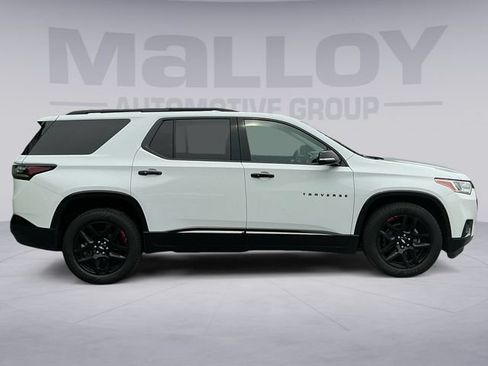 Used 2019 Chevrolet Traverse Premier w/ Redline Edition AWD/4WD image 6