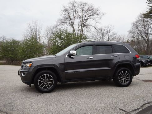 Used 2019 Jeep Grand Cherokee Limited AWD/4WD image 8