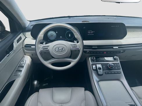 Used 2025 Hyundai Palisade Calligraphy AWD/4WD image 18