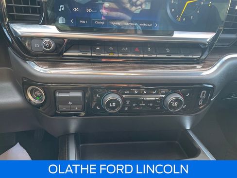 Used 2024 Chevrolet Silverado 1500 LT Trail Boss w/ Protection Package image 15