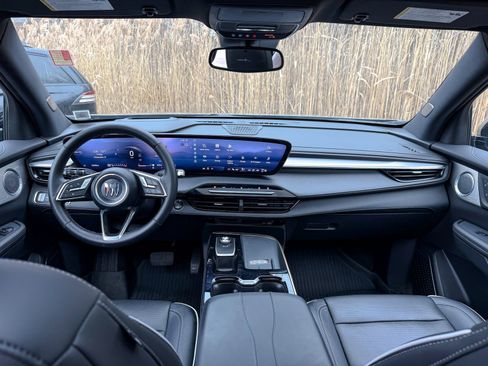 Used 2025 Buick Enclave Avenir w/ LPO, Floor Liner Package image 24