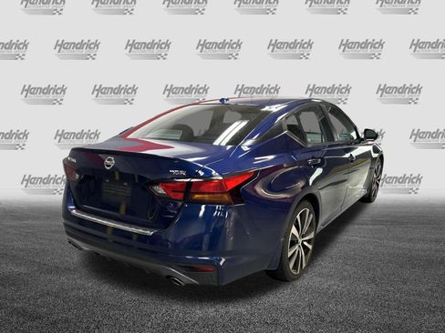 Used 2021 Nissan Altima 2.5 SR w/ SR Premium Package FWD image 11