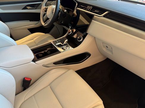 New 2026 Jaguar F-PACE R-Dynamic S AWD/4WD image 24