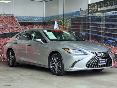Used 2024 Lexus ES 250 w/ Premium Package