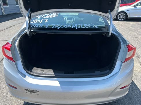 Used 2017 Chevrolet Cruze LS FWD image 23