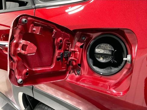 Used 2019 Toyota RAV4 Limited w/ Advanced Technology Package AWD/4WD image 42