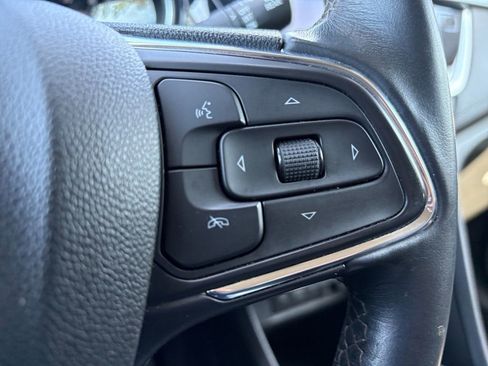 Used 2023 Buick Encore GX Select w/ Sport Touring Package image 19