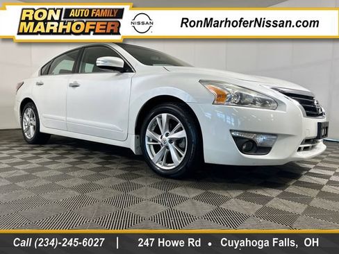 Used 2015 Nissan Altima 2.5 SV w/ Convenience Package FWD image 1