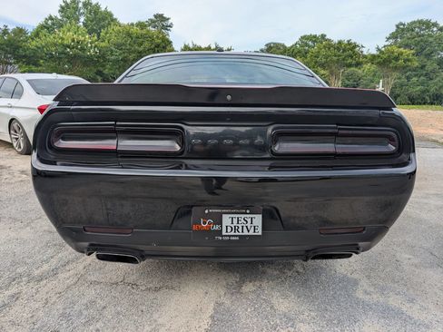 Used 2020 Dodge Challenger R/T RWD image 5