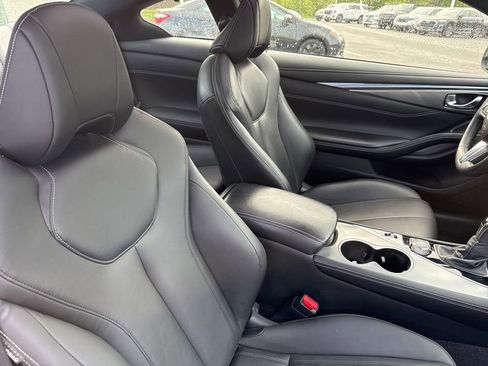 Used 2018 INFINITI Q60 3.0t Luxe w/ Sensory Package 3.0T Luxe AWD/4WD image 29