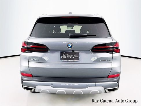 Used 2024 BMW X5 xDrive40i w/ Premium Package AWD/4WD image 6