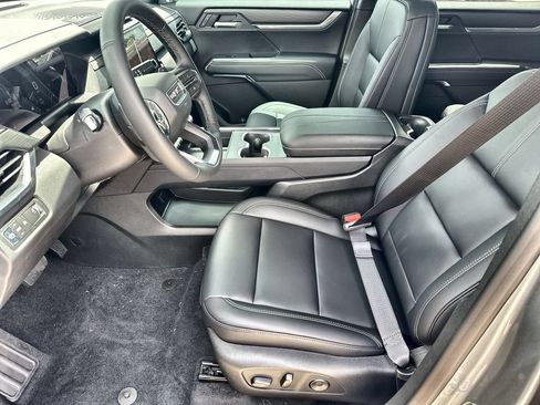 New 2026 GMC Acadia Elevation w/ Elevation Premium Package FWD image 24