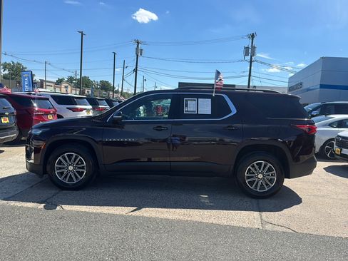 Used 2023 Chevrolet Traverse LT AWD/4WD image 8