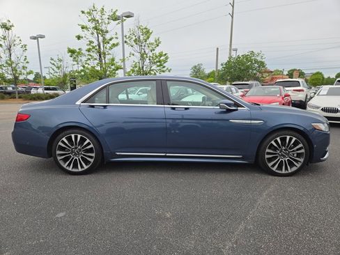 Used 2018 Lincoln Continental Reserve AWD/4WD image 5
