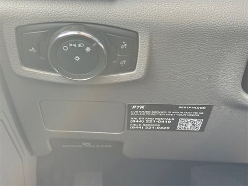 Used 2022 Ford F250 XL w/ Power Equipment Group image 23