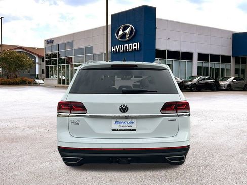 Used 2023 Volkswagen Atlas SE image 4