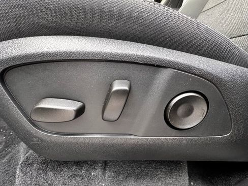 New 2026 Chevrolet Traverse LT w/ Driver Confidence Package image 32