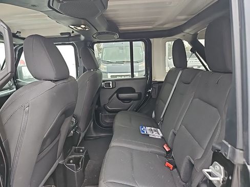 Used 2023 Jeep Wrangler Sport S image 14