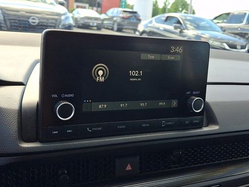 Used 2025 Honda CR-V EX image 18