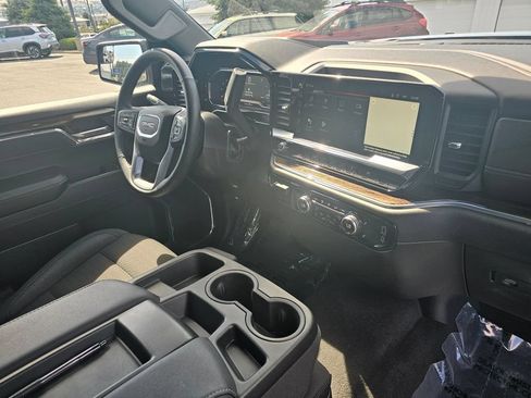 Certified 2024 GMC Sierra 1500 Elevation AWD/4WD image 17