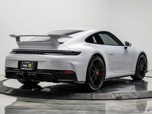 Used 2026 Porsche 911 Carrera GTS RWD image 20