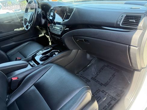 Used 2019 Honda Pilot Touring image 31