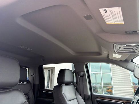 Used 2025 Chevrolet Silverado 2500 LT AWD/4WD image 30