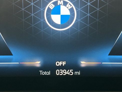 Used 2025 BMW X7 xDrive40i w/ M Sport Package AWD/4WD image 36