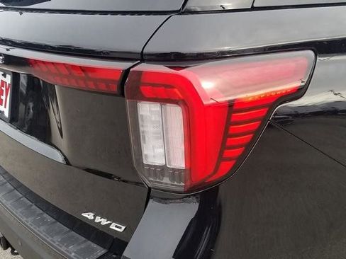 New 2026 Ford Explorer Active w/ Active Comfort Package image 12