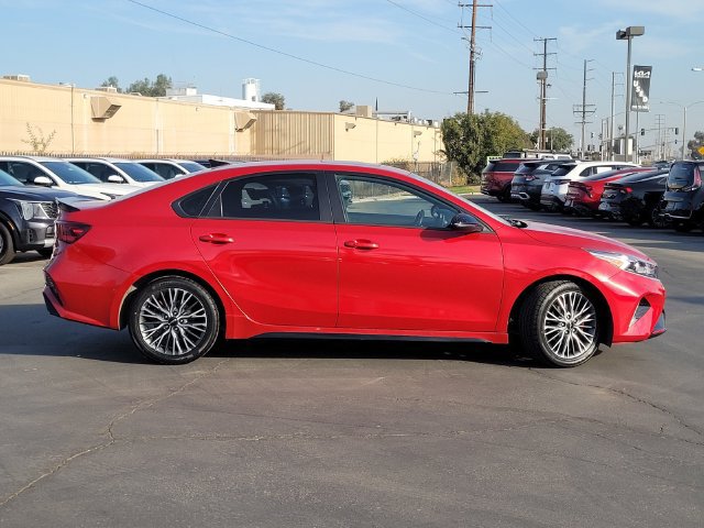 Used 2024 Kia Forte GT-Line w/ GT-Line Premium Package FWD image 4