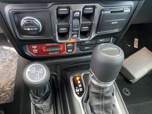 New 2026 Jeep Gladiator Rubicon image 24