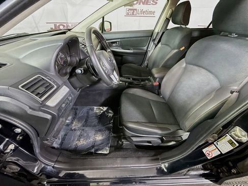 Used 2017 Subaru Crosstrek 2.0i Premium image 22