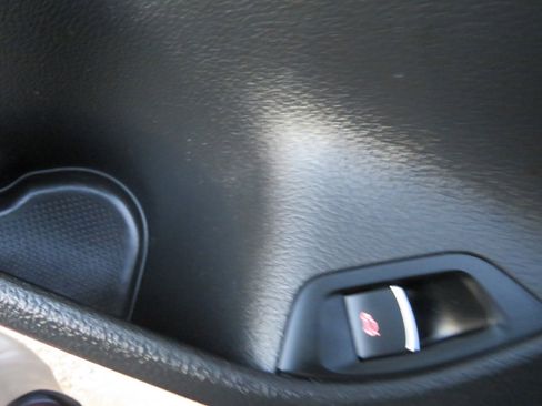 Used 2014 Volkswagen Passat TDI SEL Premium image 14