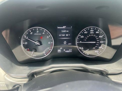 Used 2025 Subaru Outback Onyx Edition AWD/4WD image 11