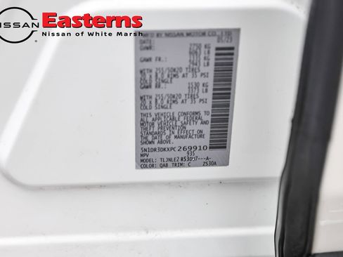 Used 2023 Nissan Pathfinder Platinum AWD/4WD image 38