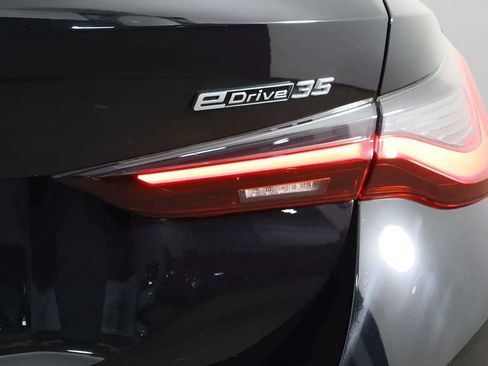 Used 2023 BMW i4 eDrive35 w/ Premium Package RWD image 36