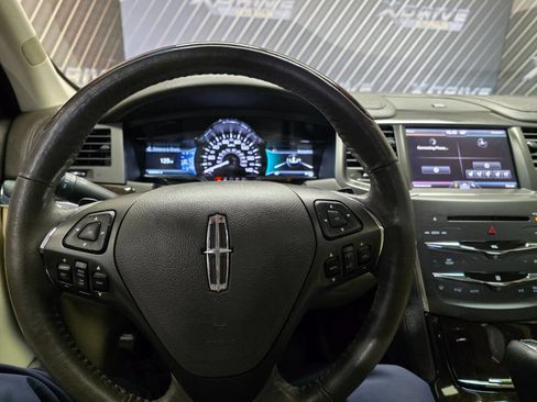 Used 2014 Lincoln MKS AWD w/ Equipment Group 201A image 20