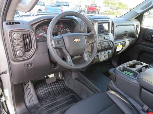 New 2026 Chevrolet Silverado 1500 W/T image 15