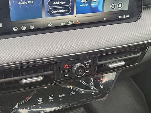 New 2026 Nissan Kicks SR w/ Cold Weather Package image 26