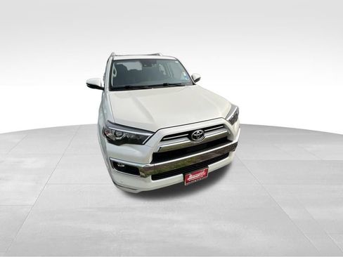 Used 2023 Toyota 4Runner Limited AWD/4WD image 18
