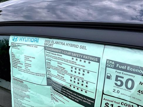 Certified 2025 Hyundai Elantra SEL FWD image 9