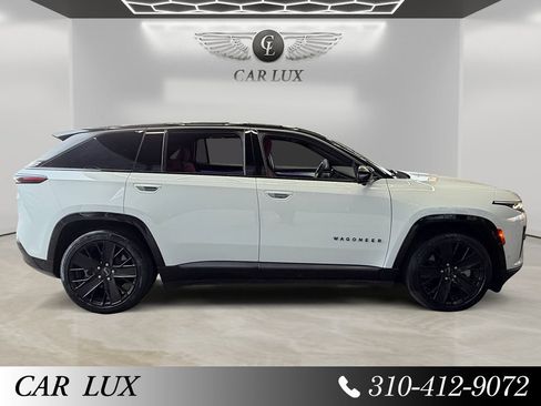 Used 2024 Jeep Wagoneer Launch Edition AWD/4WD image 6